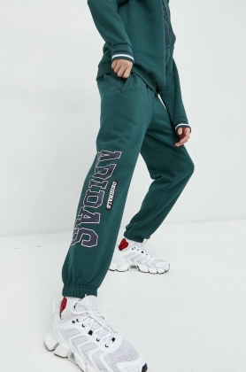 Adidas Originals pantaloni de trening barbati, culoarea verde, cu imprimeu