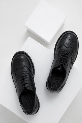 Answear Lab pantofi de piele femei, culoarea negru, cu platforma