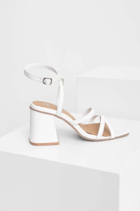 Answear Lab sandale de piele culoarea alb
