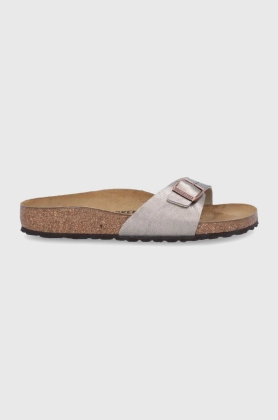 Birkenstock Slapi de piele Madrid femei, culoarea auriu