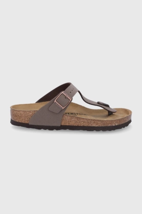 Birkenstock Slapi Gizeh femei, culoarea maro, cu toc plat