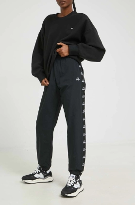 Champion pantaloni de trening femei, culoarea negru, cu imprimeu