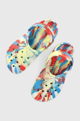 Crocs papuci Classic Marbled Clog femei, cu platforma