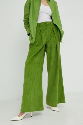 Gestuz pantaloni de catifea cord Megan femei, culoarea verde, lat, high waist