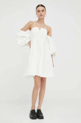 Gestuz rochie culoarea alb, mini, evazati