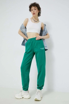 Superdry pantaloni de trening culoarea verde, cu imprimeu