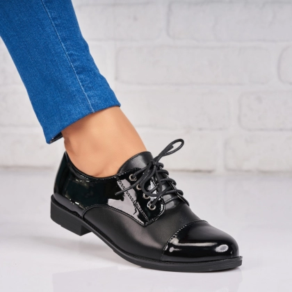 Pantofi dama casual Negri din Piele Ecologica Lacuita Renes A4366